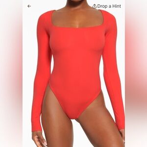 SKIMS NWT Fits Everybody Square Neck Bodysuit - Poppy